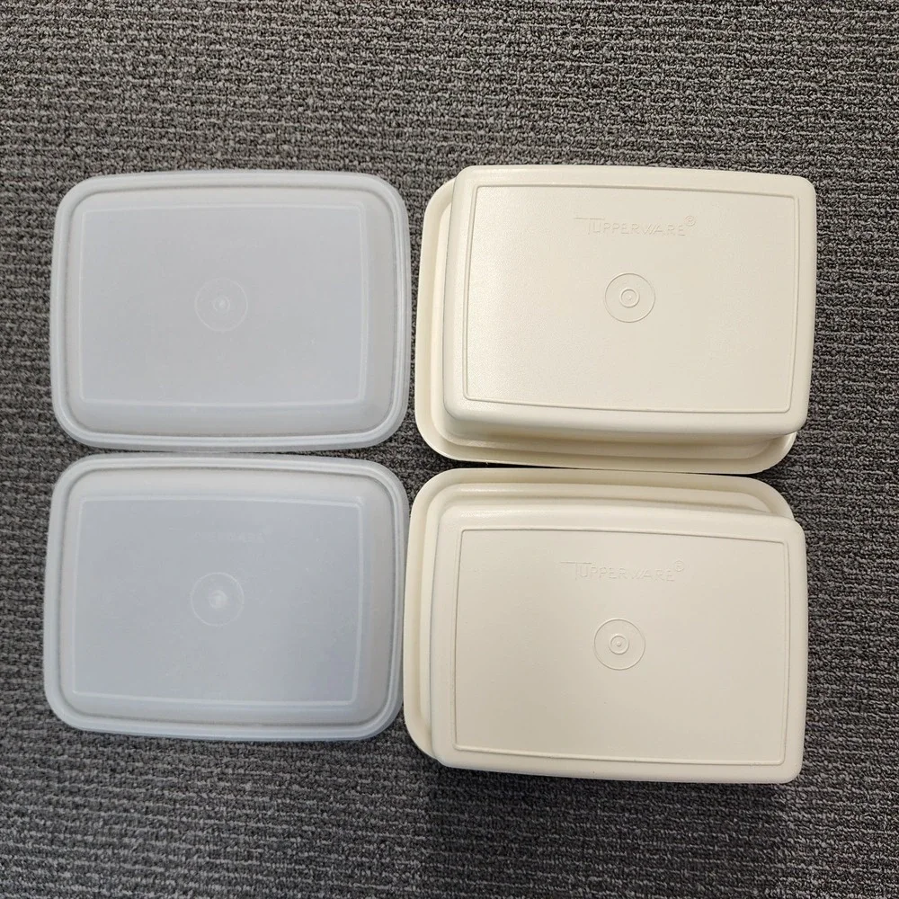 Tupperware medium sized